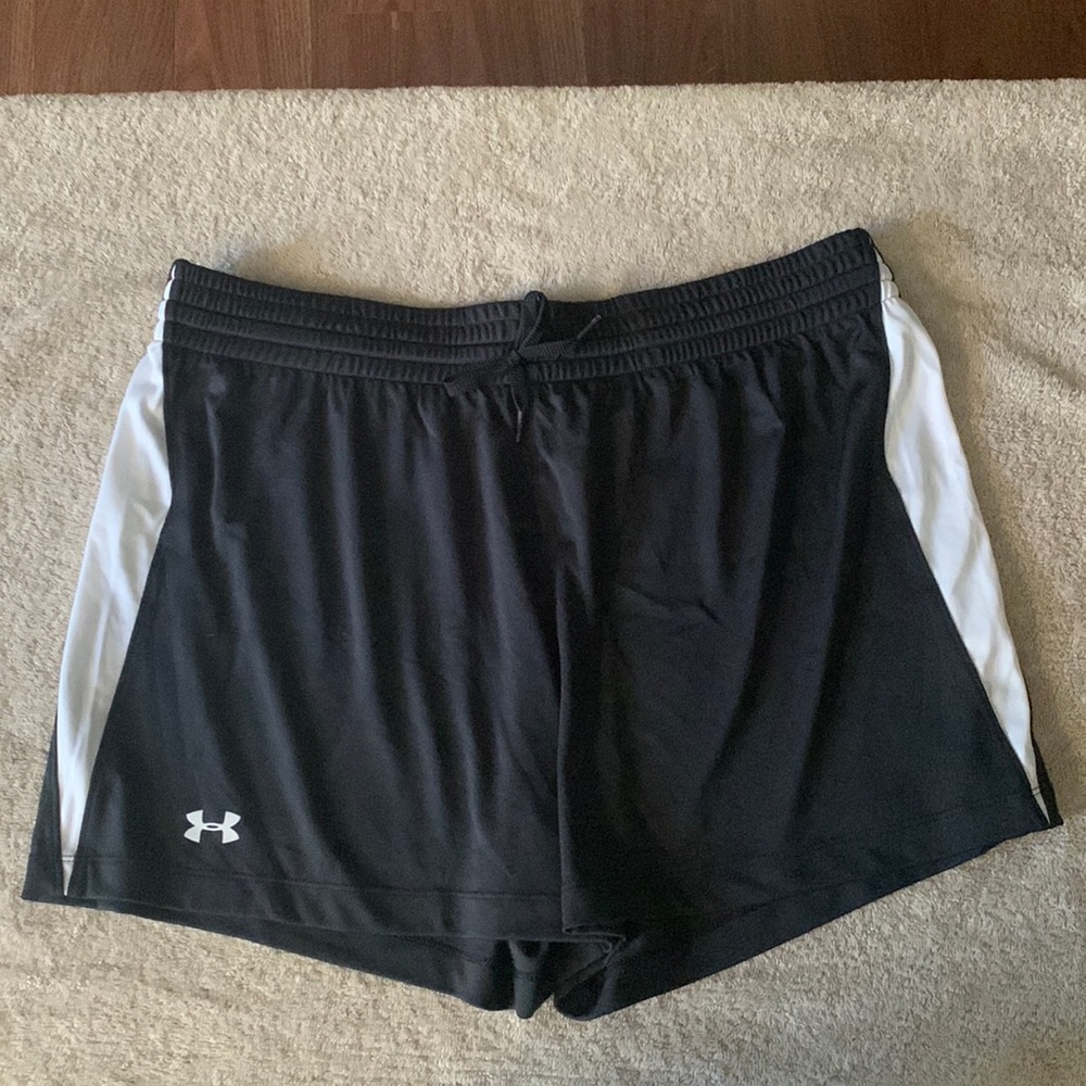 Like New Under Armour Shorts size XL